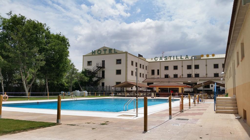 Hospedium Hotel Castilla トリホス エクステリア 写真