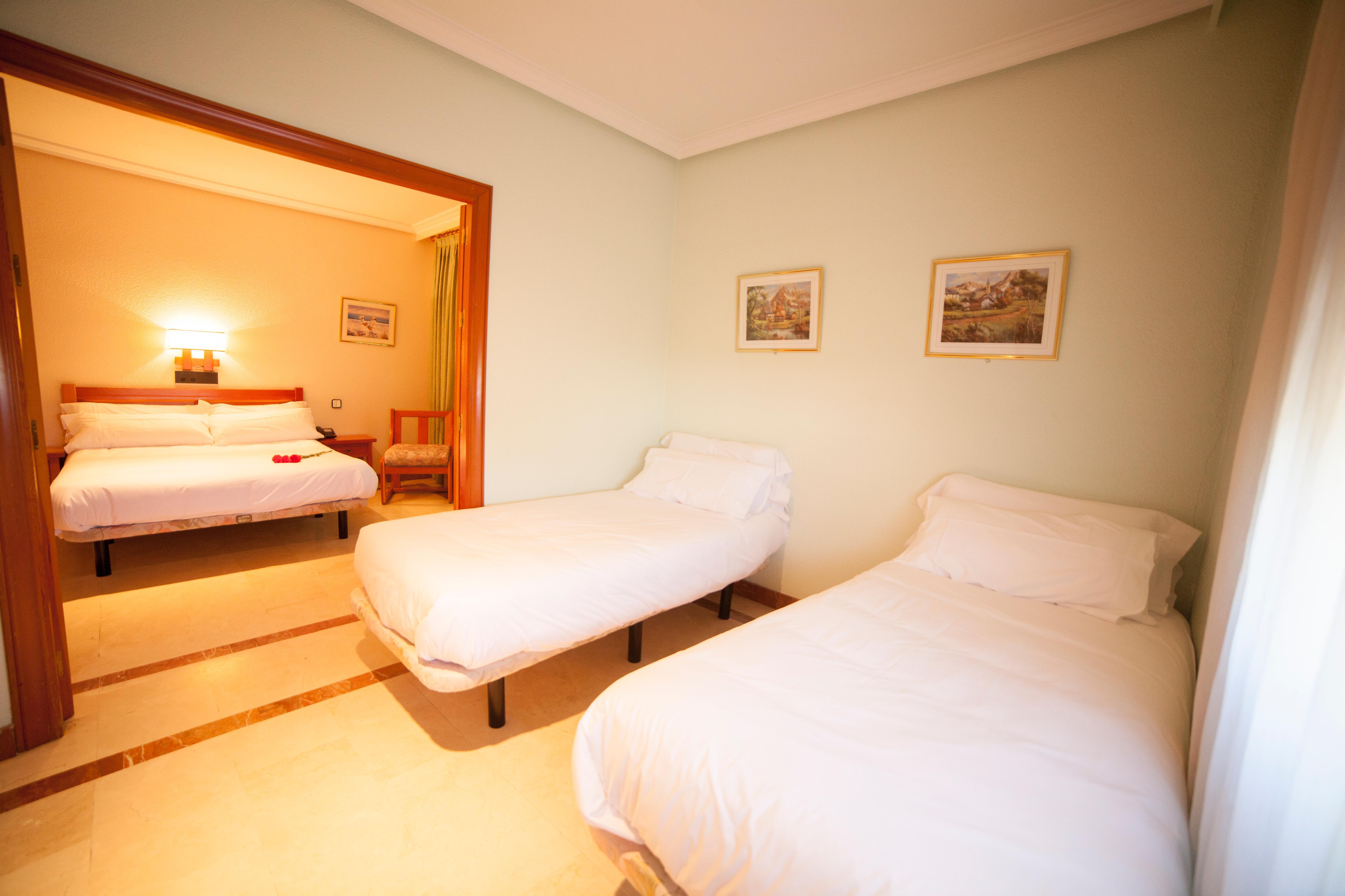 Hospedium Hotel Castilla トリホス エクステリア 写真