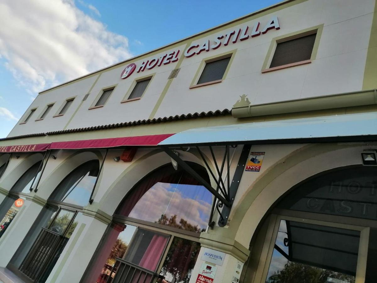 Hospedium Hotel Castilla トリホス エクステリア 写真